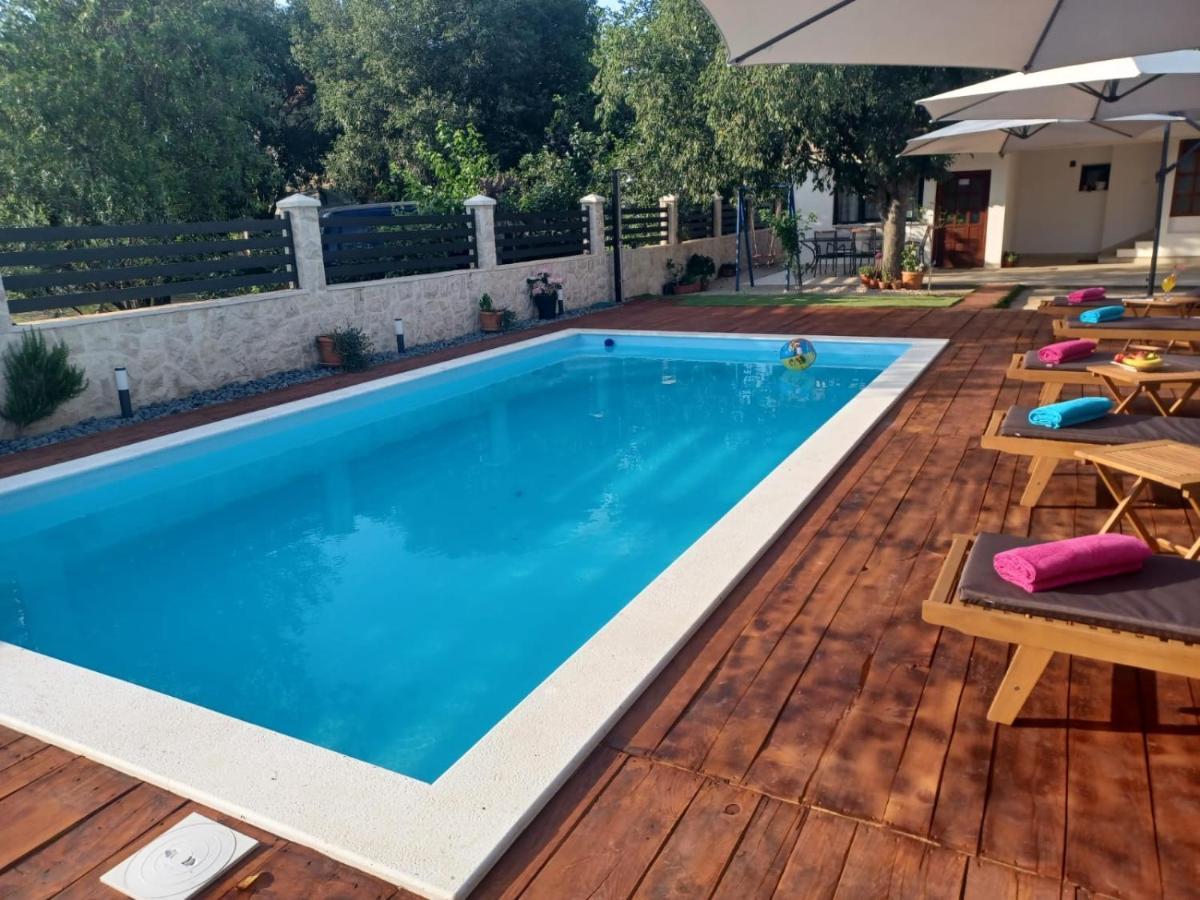 Apartment Karla Snb Lozovac Exterior foto