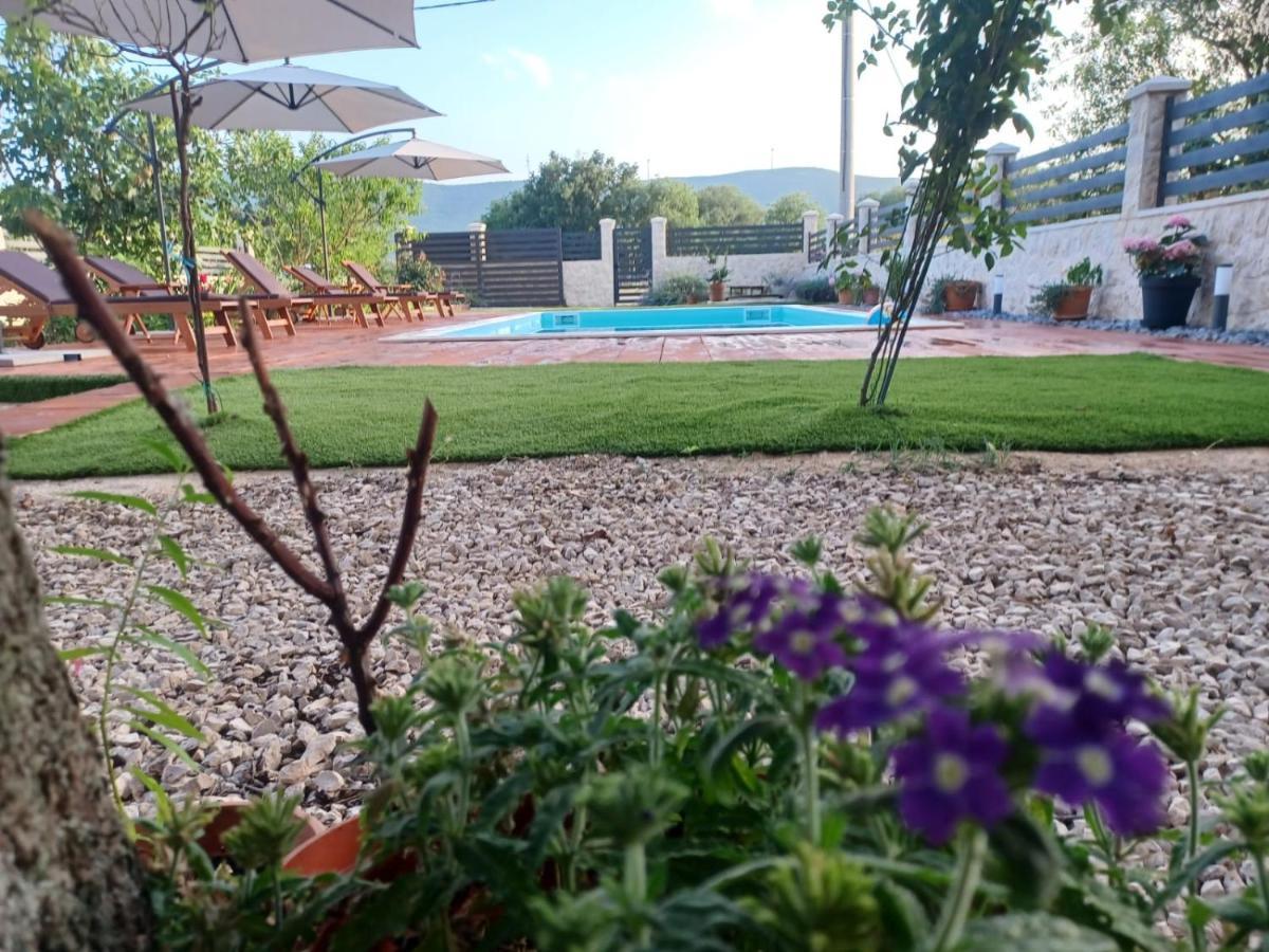 Apartment Karla Snb Lozovac Exterior foto