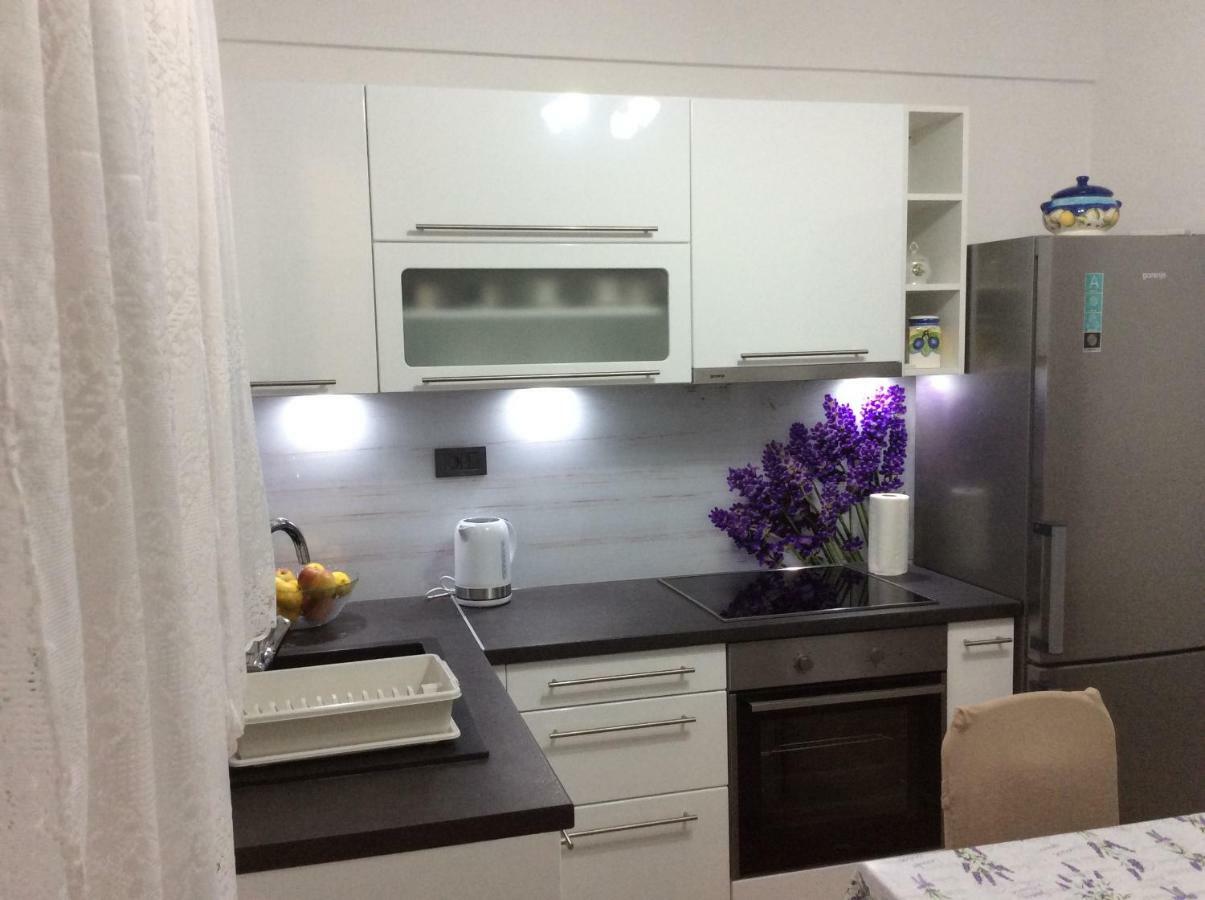 Apartment Karla Snb Lozovac Exterior foto