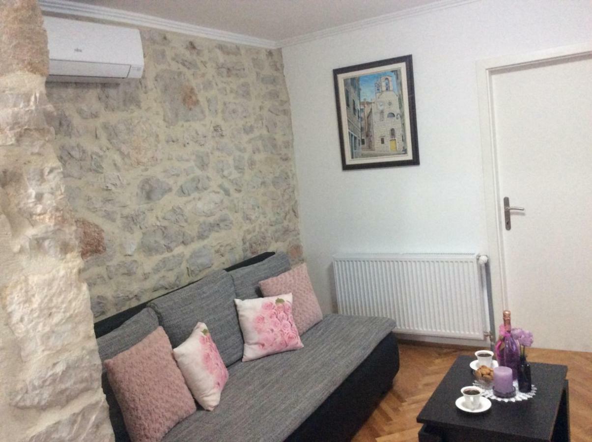 Apartment Karla Snb Lozovac Exterior foto
